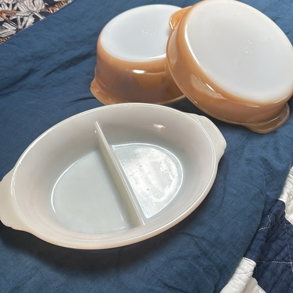 Vintage 3 Piece Fire King Serving Set - Picture 2 of 7